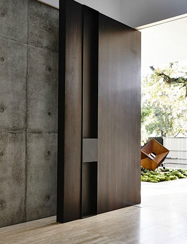 Us Villa Main Entry Pivot Door